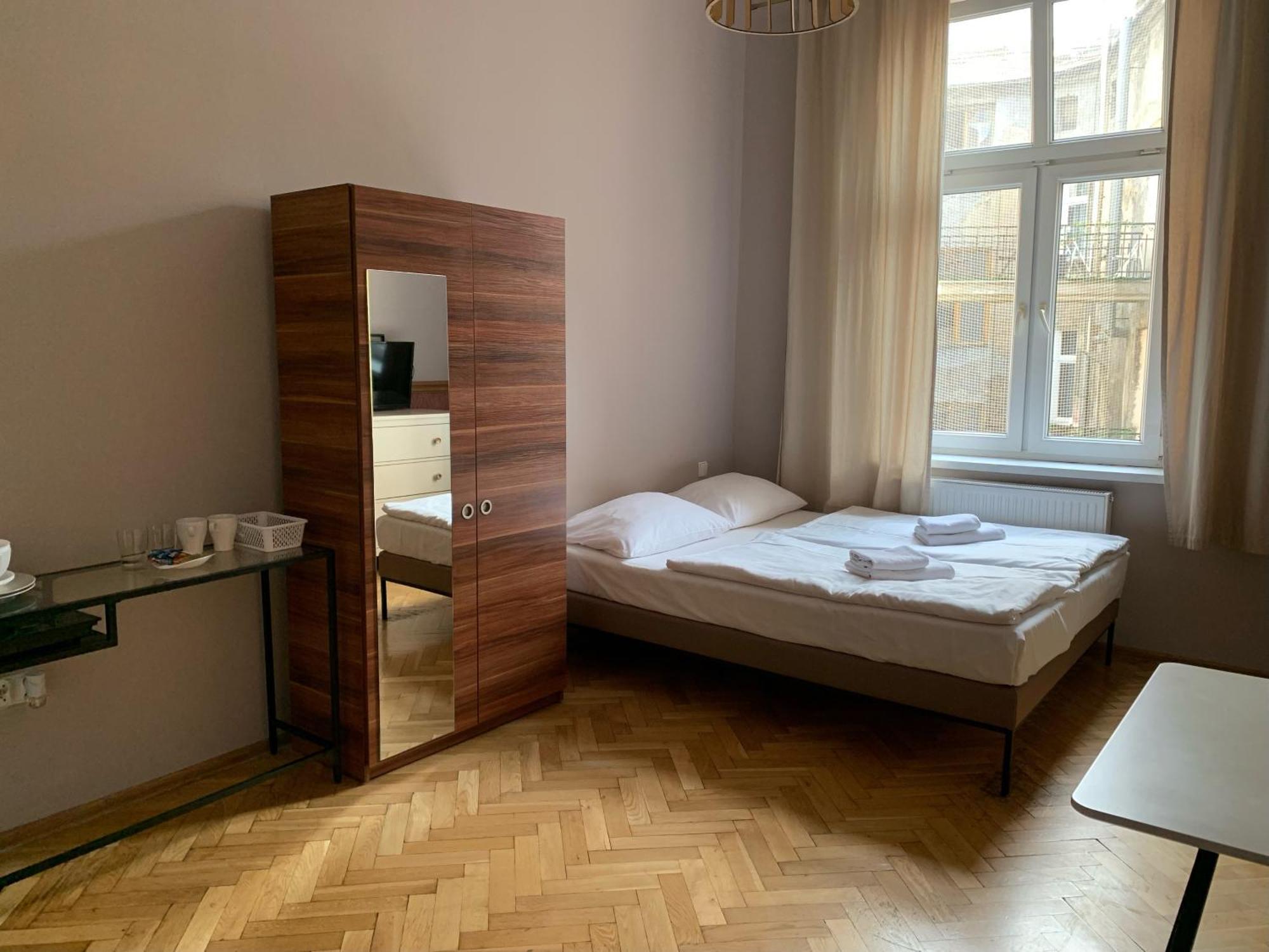 Appartement Apartament Gold Jasmine à Cracovie Extérieur photo